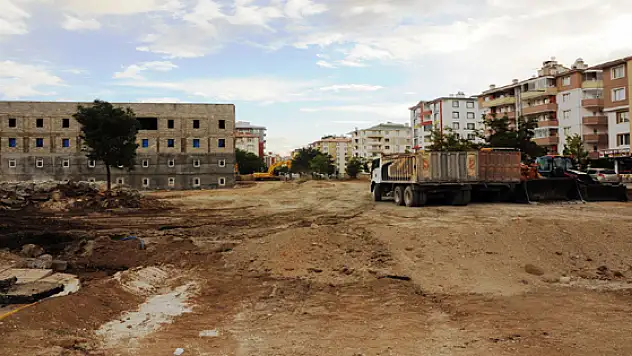 YYÜ ve Belediye Arasında Arazi Anlaşmazlığı