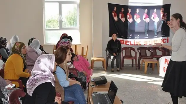 Erciş Belediyesi'nden Toplumsal Cinsiyet Semineri