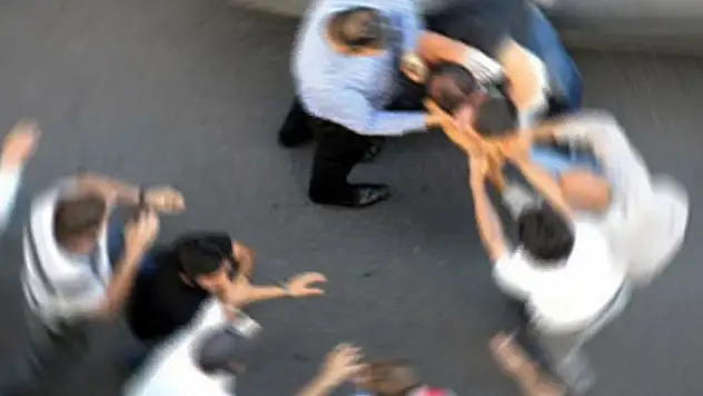 Çaldıran'da Kavga: 2 Yaralı