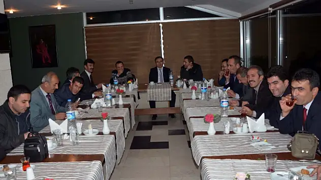 SYVD Müdürüne Veda Yemeği Verildi