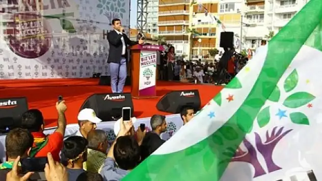 HDP'ye, İzmir mitingi nedeniyle dava açıldı