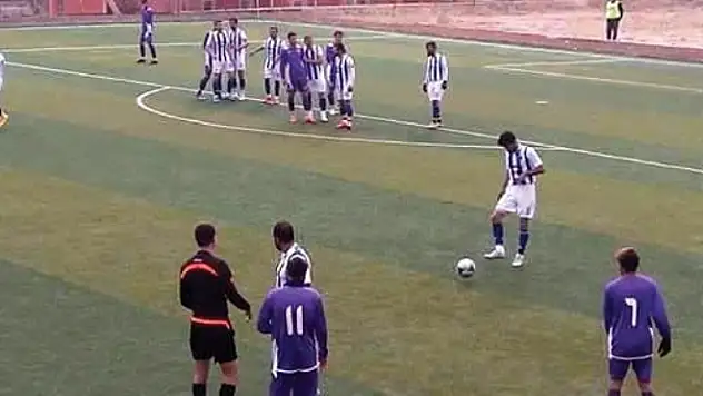 ELBAKSPOR EVİNDE AVANTAJI KULLANAMADI 