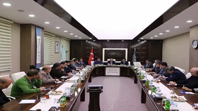 Büyükşehir Belediyesi, STK'larla Bir Araya Geldi