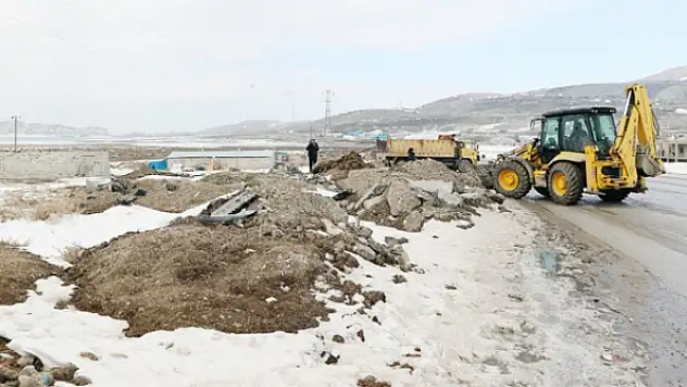 Büyükşehir Belediyesinden Hafriyat Temizliği