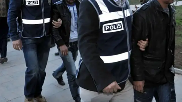 Vanda 5 Emniyet Amiri Gözaltına Alındı