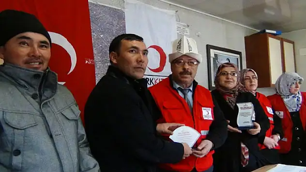 Kızılaydan 152 Kişiye Nakdi Yardım