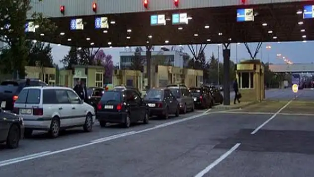 Bulgaristan gümrük müdürlüğünü kapattı