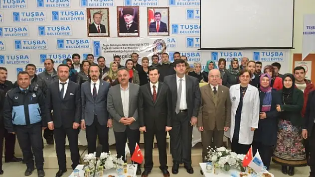 Tuşba Belediyesinden Kuaförlere Hijyen Eğitimi