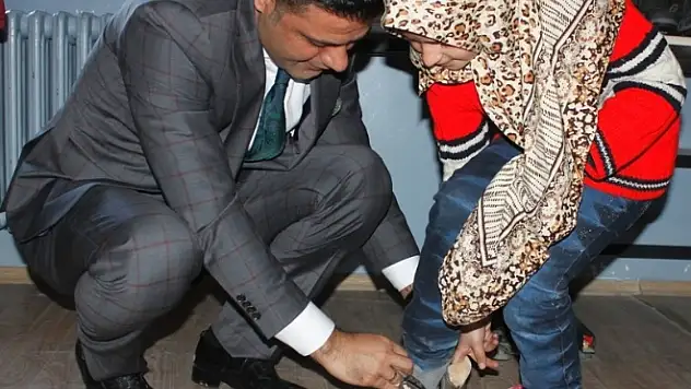 Vanda Öğrencilere Giyim Yardımı