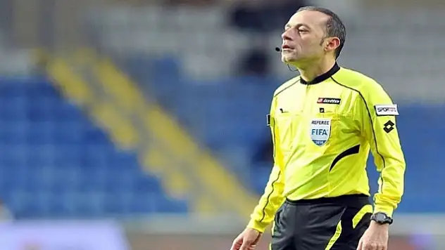 İngiltere'de Cüneyt Çakır'a küfür şoku!