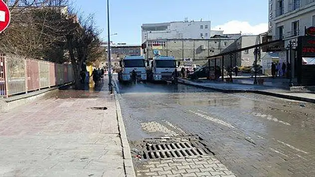 İpekyolu Belediyesinden Bahar Temizliği