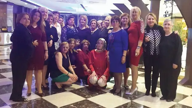 Antalya'daki Vanlı kadınlar bir araya geldi