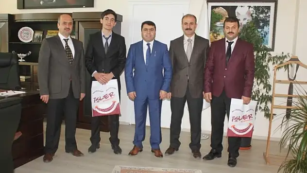 Kırekinden Hutbe Yarışmasının Birincisine Ödül