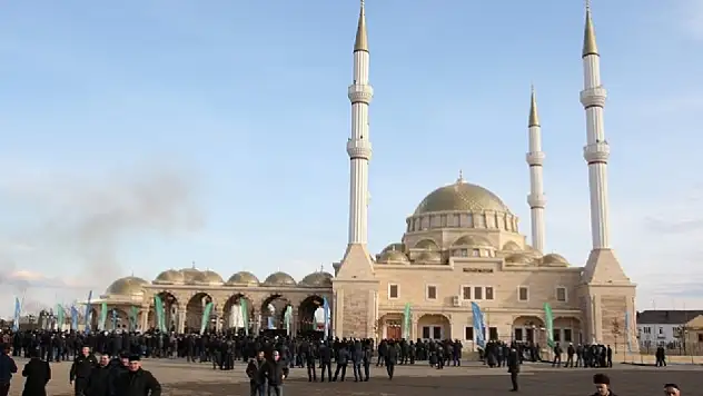 Rusya'da cami yakınında patlama