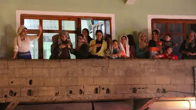 Başbakan Davutoğlu'ndan, şehit ailelerine ziyaret