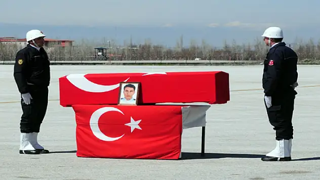 Şehit Polis Memleketine Uğurlandı