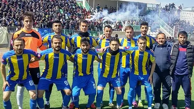 Erciş Belediye Spor şampiyonluğunu ilan etti