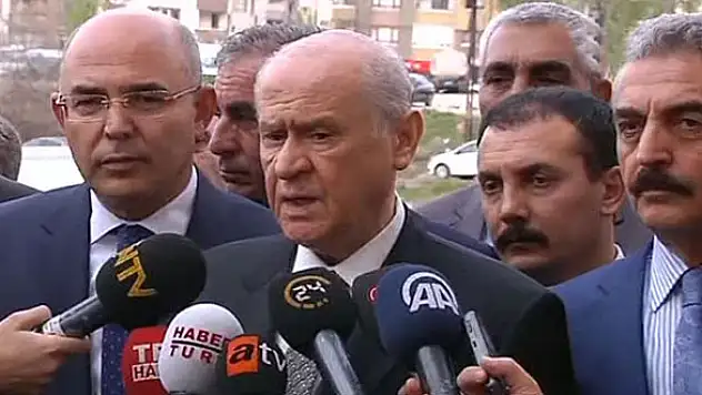 Bahçeli: Kurultay kararını Yargıtaya götüreceğiz