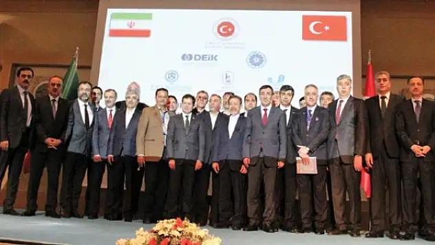 Türkiye İran Görüşmelerinde Van Rüzgarı Esti