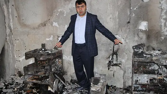 Vanda Kinyas Kartal İlk ve Ortaokulun Yaktılar 