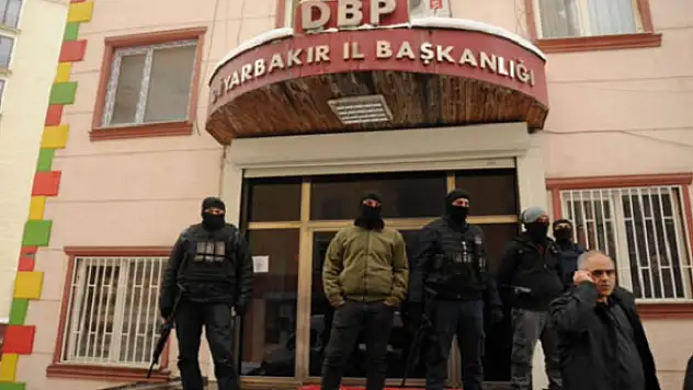 DBP Diyarbakır İl Örgütüne polis baskını