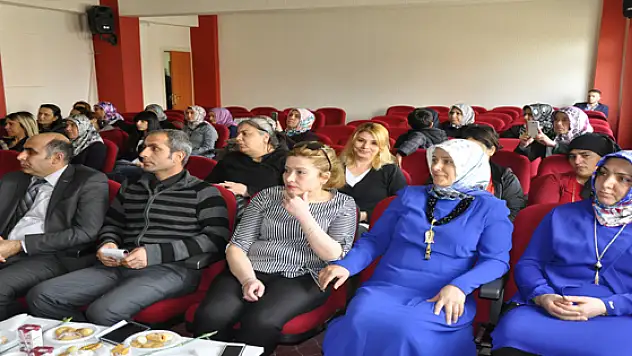 Edremitte Kutlu Doğum Haftası Etkinliği