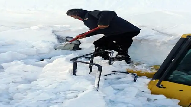 Çığ Altında Kalan Operatör Kurtarıldı