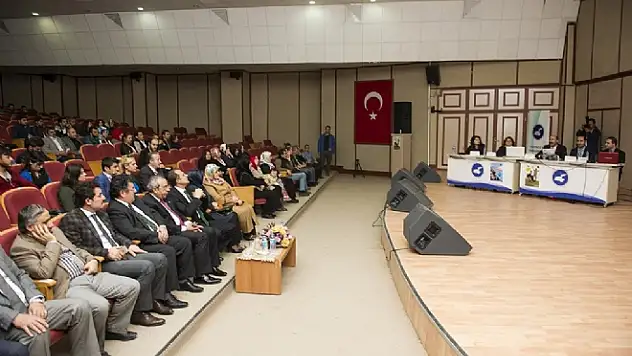 YYÜde Otizm Farkındalık Paneli