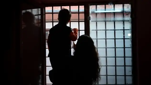 504 çocuk annesiyle birlikte cezaevinde büyüyor