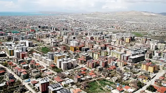 VAN'IN GELECEĞİNE SAHİP ÇIKIN