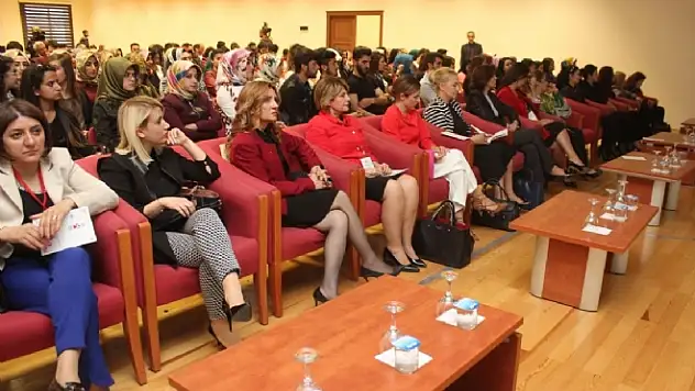 Girişimci İş kadınları Vanda Toplandı 