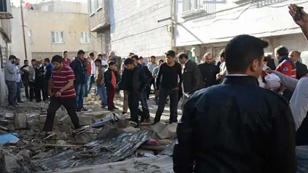 Gazeteye ilan verdiler! Acele Edin Ölüyoruz!