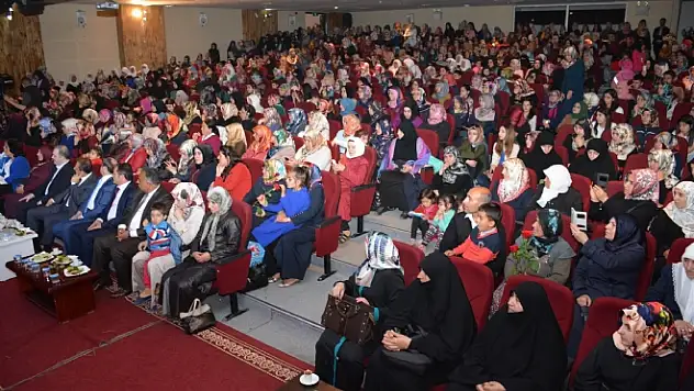 Tuşba Belediyesinden Anneler Günü Etkinliği