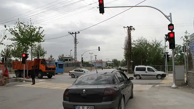 Vana İlk Sinyalizasyon Sistemli Kavşak