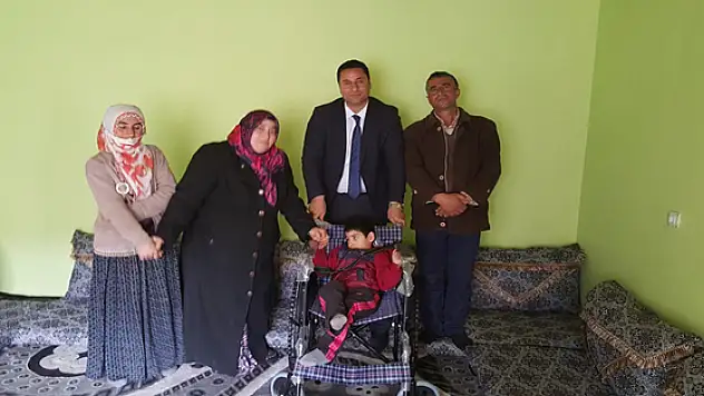 Özal Akpden Engellilere Tekerlik Sandalye