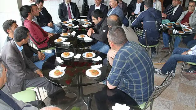 Muradiyede İstişare Toplantısı 