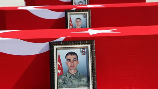 Aktütün Şehitlerine Uğurlama