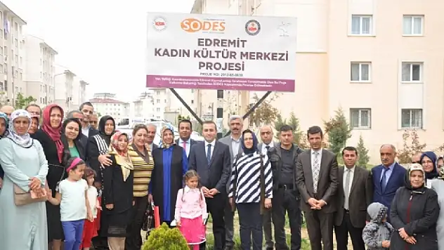 Edremitli Kadınların Sergisine Yoğun İlgi