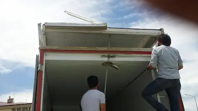 Kaçak Sigara İle Nargile Tütünü Ele Geçirildi