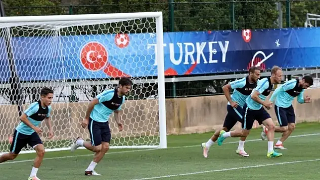 A Milliler Çek Cumhuriyeti hazırlıklarına başladı