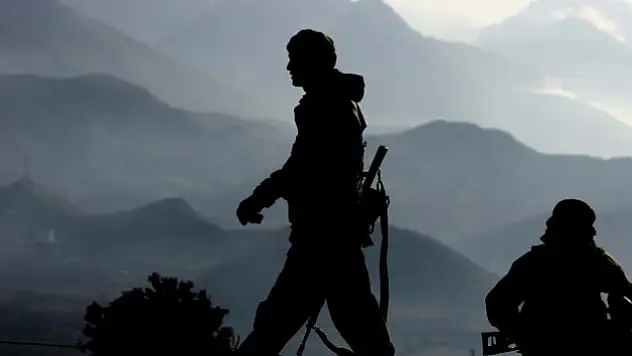 Van'da PKK'lılar karakola saldırdı: 1 yaralı