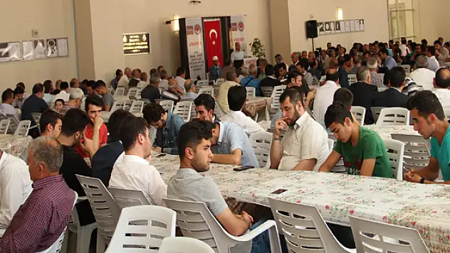 İmam hatipliler pilav gününde bir araya geldi 