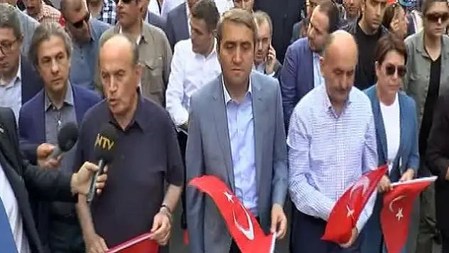 AK Parti heyeti CHP Mitingi'nde