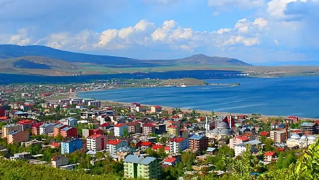 Van Gölü'nde 20 yıllık afet kodu sorunu çözülüyor