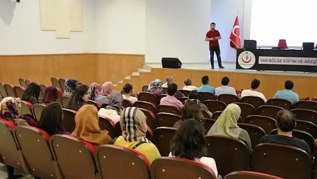  Sağlık çalışanlarına şiddet eğitimi