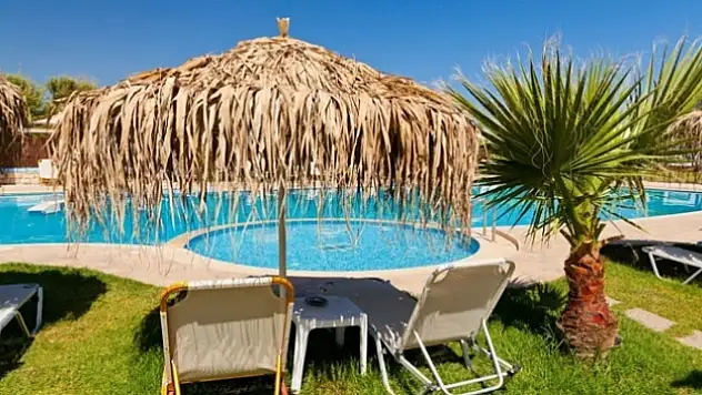 Türkiyeye gelen turist sayısı düştü