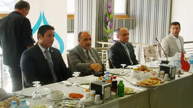 Özalp ve Sarayda güç birliği toplantısı