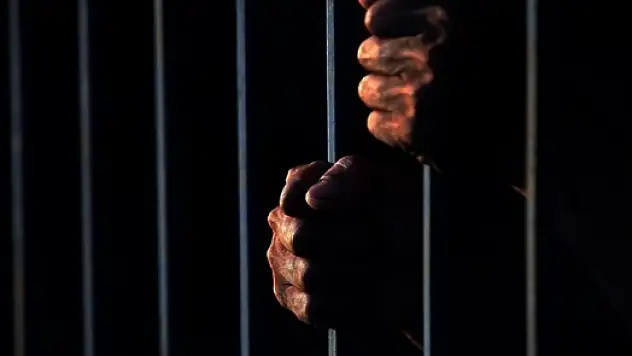 Belediye kamyonuyla patlayıcı taşıyanlara hapis istemi