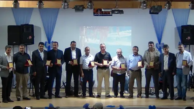  Ercişli Şair Sakin yeni şiir kitabını tanıttı