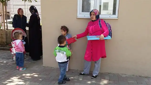 Okullarda öğrenciler kitapsız kaldı